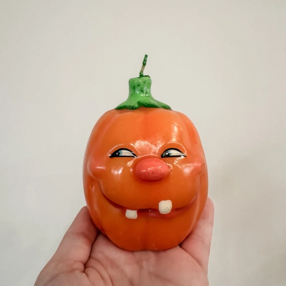 VTG 90's Halloween Pumpkin‎ Candle Small Blue-Eyed Snaggle Tooth